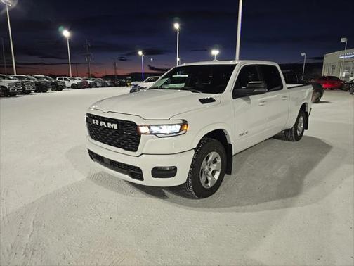 2025 RAM 1500 Big Horn Crew Cab 4x4 64' Box