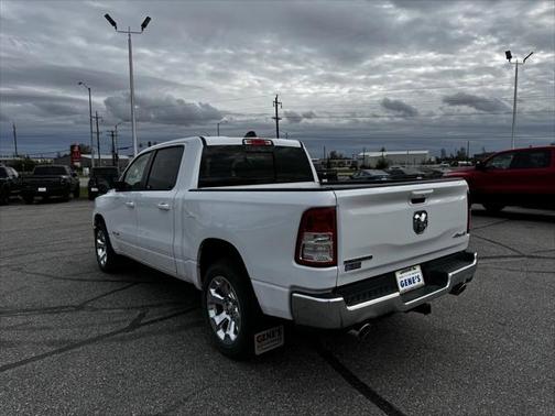 2022 RAM 1500 Big Horn Crew Cab 4x4 57' Box