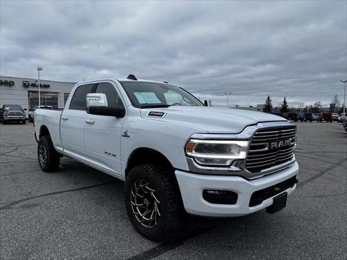 2024 RAM 2500 Laramie Crew Cab 4x4 64' Box