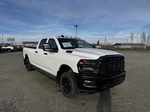 2025 RAM 2500 Tradesman Crew Cab 4x4 8 Box