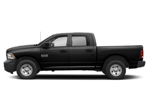 2022 RAM 1500 Classic Tradesman Crew Cab 4x4 57' Box