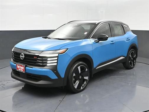 2t Ice Blk Roof 2025 Nissan Kicks SR
