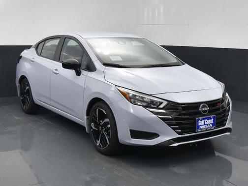 2025 Nissan Versa 1.6 SR