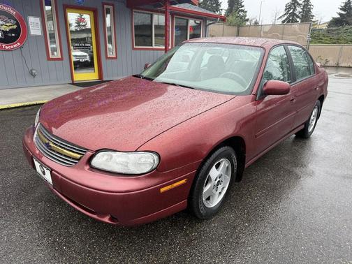2002 Chevrolet Malibu Base