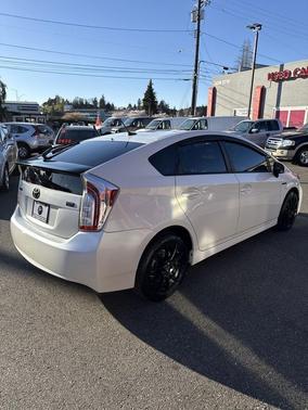 Blizzard Pearl 2015 Toyota Prius Five