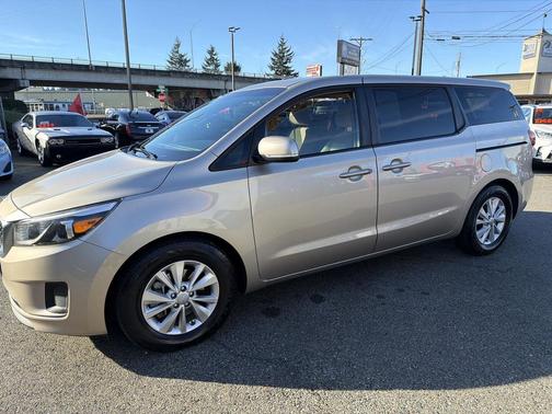 2017 Kia Sedona LX
