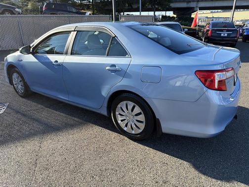 2012 Toyota Camry Hybrid LE