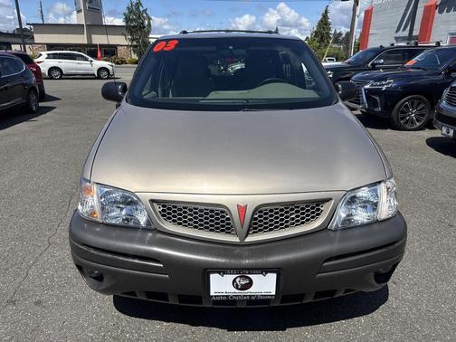 Light Taupe Metallic 2003 Pontiac Montana M16 w/1SA Pkg.