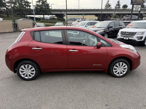 2014 Nissan Leaf S