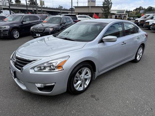 Brilliant Silver Metallic 2013 Nissan Altima 2.5 SV