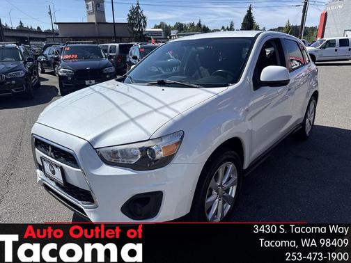 White Pearl 2015 Mitsubishi Outlander Sport ES