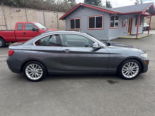 2016 BMW 228 228i