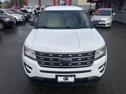 2016 Ford Explorer Base