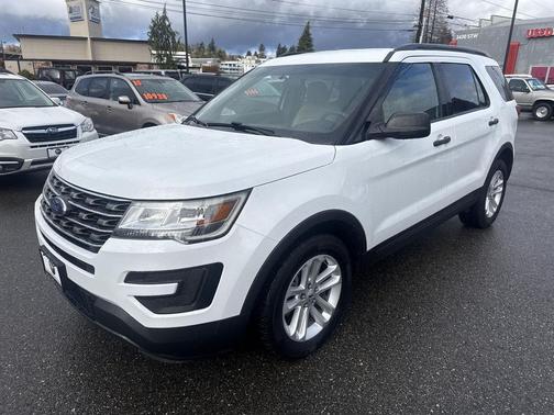 2016 Ford Explorer Base
