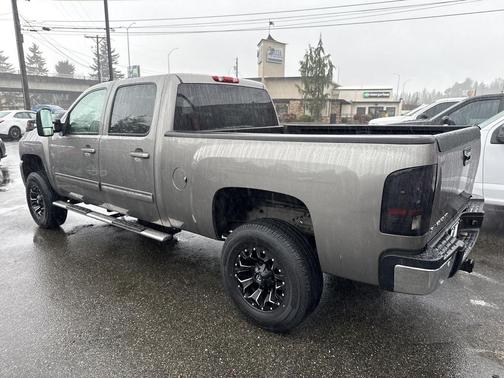 2009 Chevrolet Silverado 2500 LTZ Crew Cab