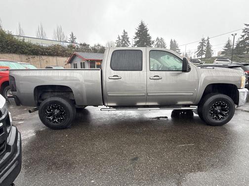 2009 Chevrolet Silverado 2500 LTZ Crew Cab