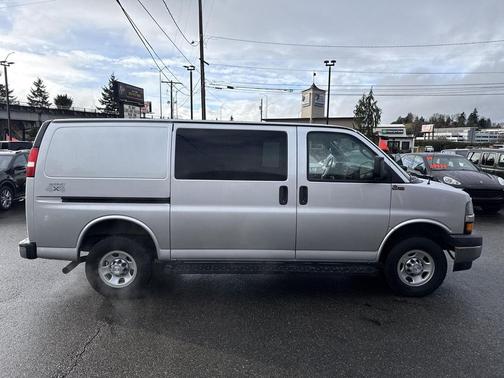 2017 Chevrolet Express 2500 Work Van