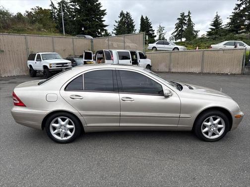 2002 Mercedes-Benz C-Class C240