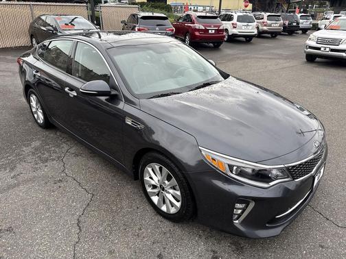 2018 Kia Optima S