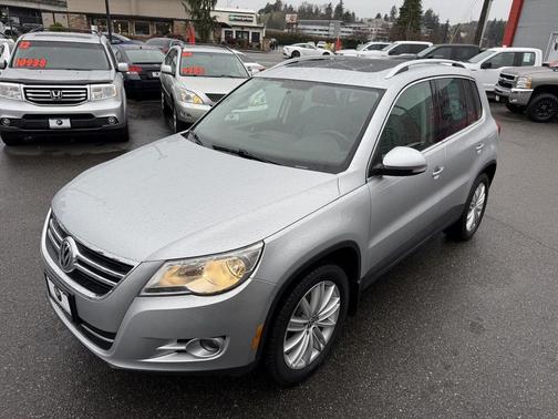 2011 Volkswagen Tiguan SE