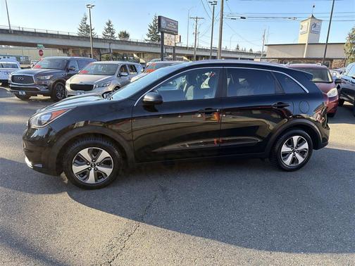 2017 Kia Niro LX