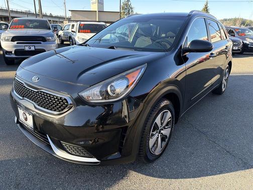 2017 Kia Niro LX
