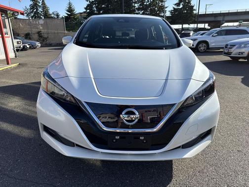 2022 Nissan Leaf SV