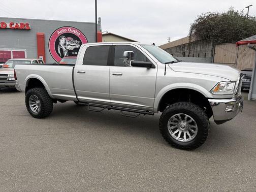 2013 RAM 2500 Laramie