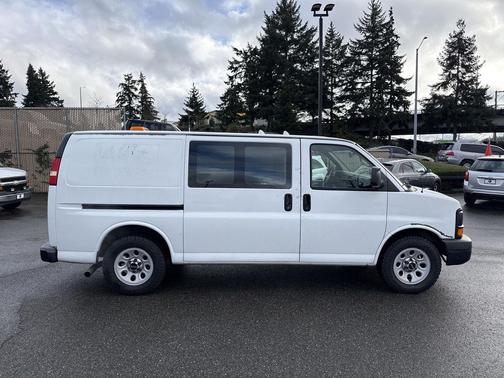 2010 GMC Savana 1500 Work Van