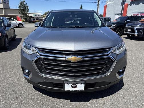 Satin Steel Metallic 2019 Chevrolet Traverse LT Cloth