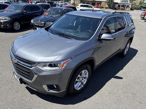 Satin Steel Metallic 2019 Chevrolet Traverse LT Cloth