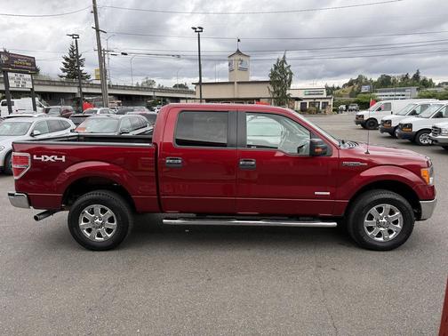 Ruby Red Metallic Tinted Clearcoat 2014 Ford F-150 XLT
