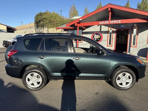 2009 Toyota RAV4 Base
