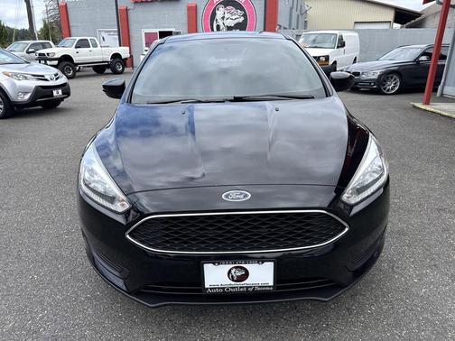 Shadow Black 2016 Ford Focus SE