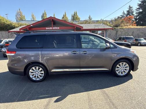 2011 Toyota Sienna Limited