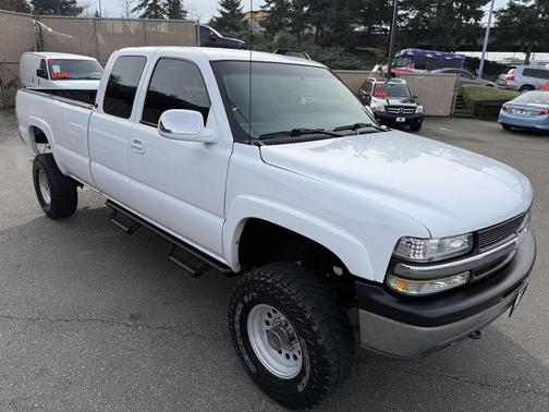 2000 Chevrolet Silverado 2500 LT Extended Cab