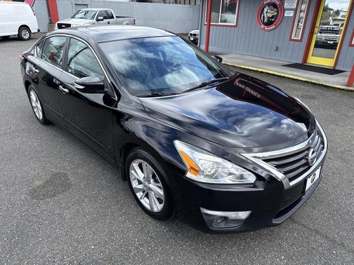 Super Black 2015 Nissan Altima 2.5 SL