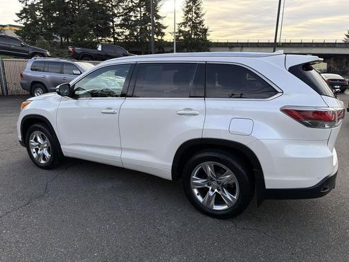 2015 Toyota Highlander Limited Platinum