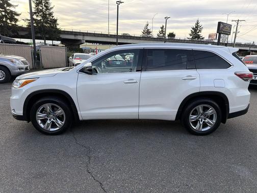 2015 Toyota Highlander Limited Platinum