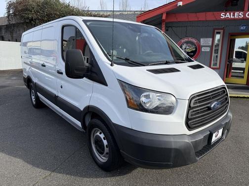 2017 Ford Transit-150 Base