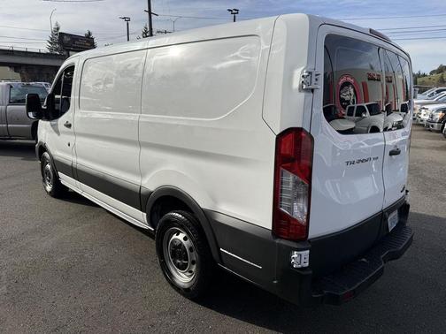 2017 Ford Transit-150 Base