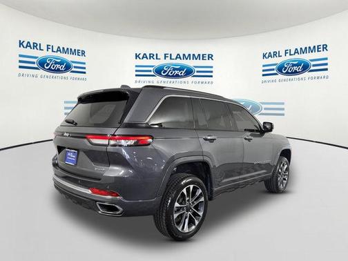 2022 Jeep Grand Cherokee Overland