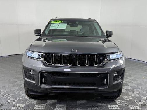 2022 Jeep Grand Cherokee Overland