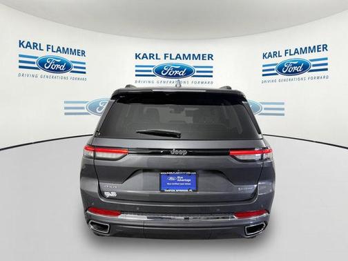 2022 Jeep Grand Cherokee Overland
