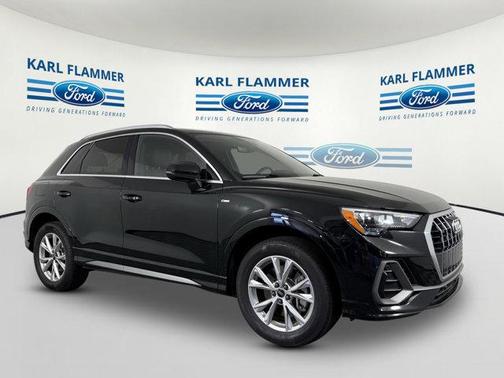 2022 Audi Q3 45 S line Premium