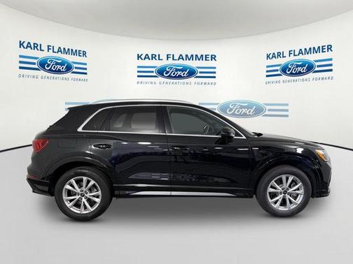 2022 Audi Q3 45 S line Premium