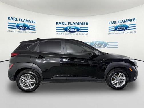 2022 Hyundai KONA SE