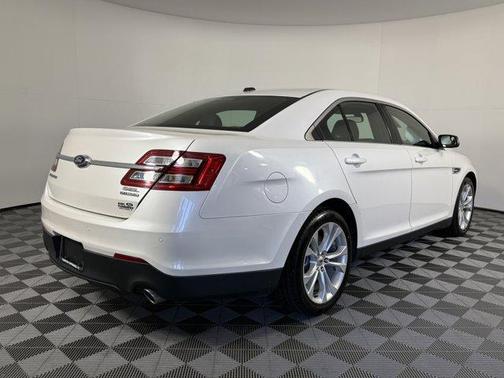 2013 Ford Taurus SEL