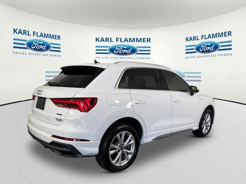 2023 Audi Q3 Premium 45 TFSI S line quattro Tiptronic