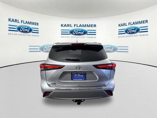 2023 Toyota Highlander Platinum
